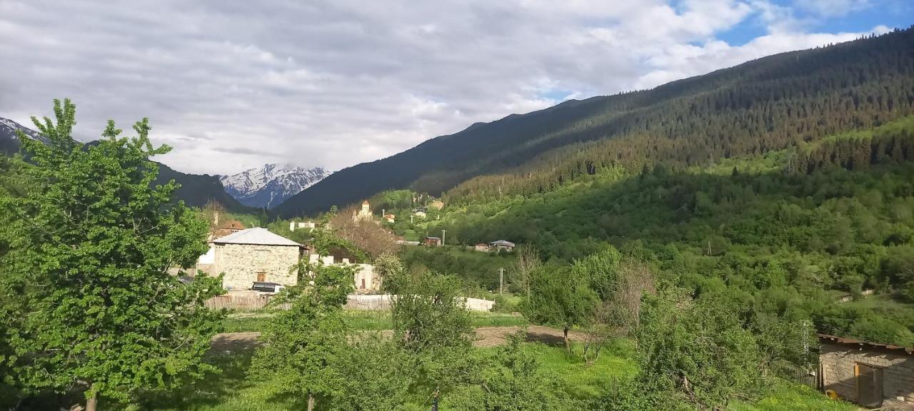 Lisaneli Otel Mestia Dış mekan fotoğraf